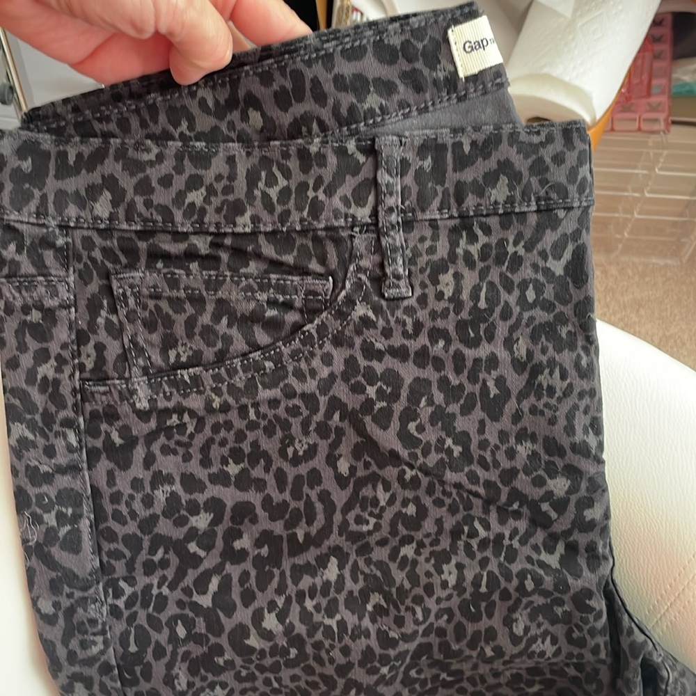 GAP Animal Print Easy Leggings Women's 34 New Never Worn